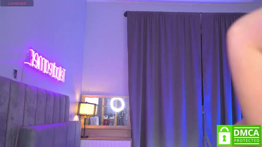 telladreamer_ Live Sex April 28, 2026