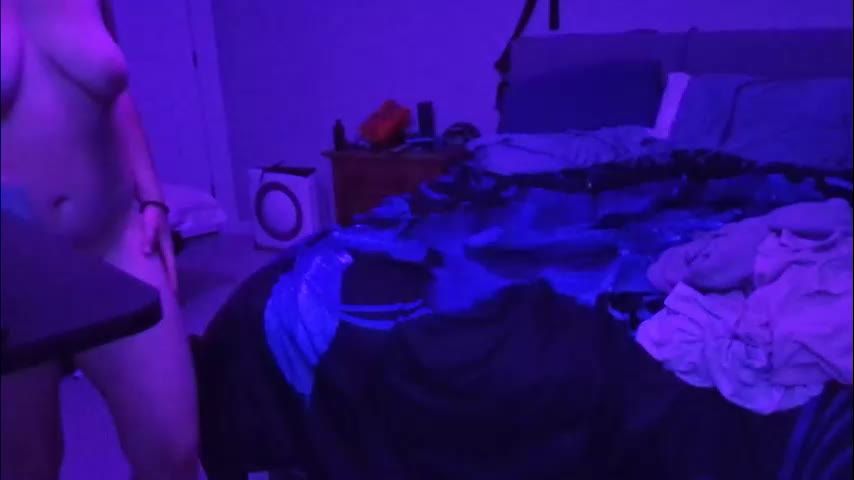 sexkittenfordaddy Live Sex April 28, 2026