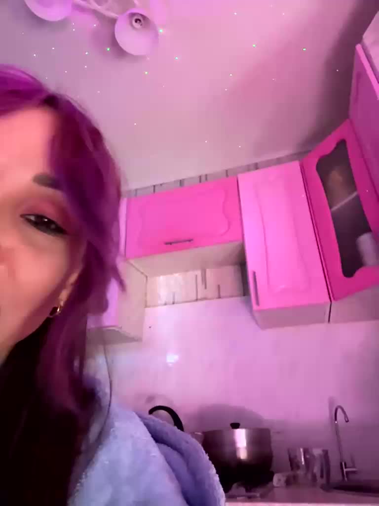 VIP17CoupleDream Live Sex April 28, 2026