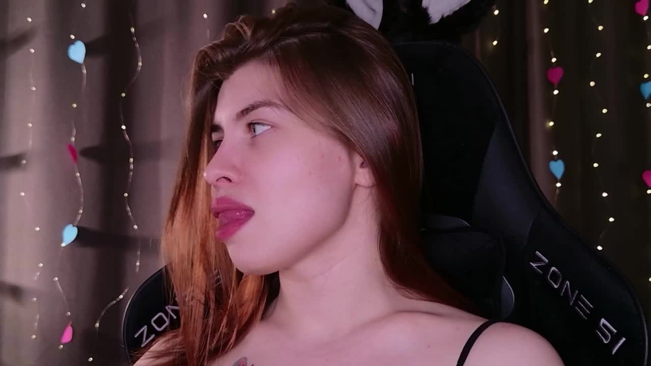 inside_tori Live Sex April 29, 2026