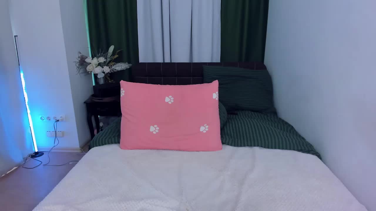 LaurenMorry Live Sex April 29, 2026