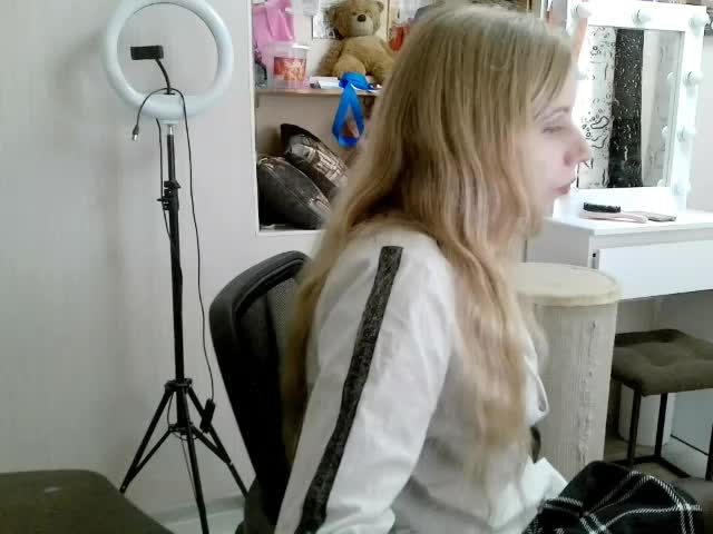 xMilagrosxs Live Sex April 29, 2026