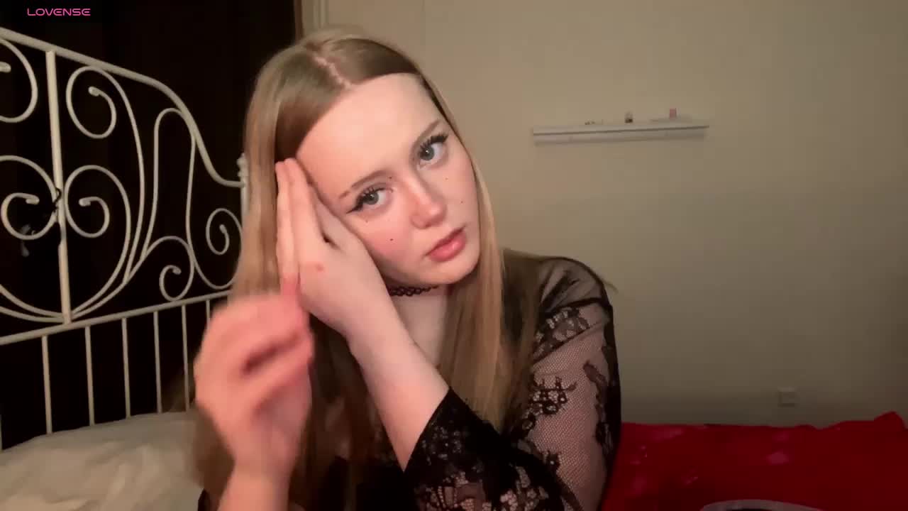 Mia_Wells Live Sex April 29, 2026
