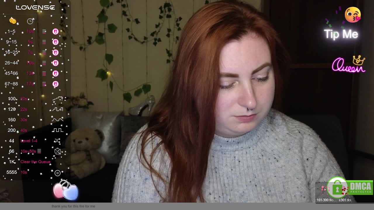 Aliciaredluv Live Sex April 29, 2026