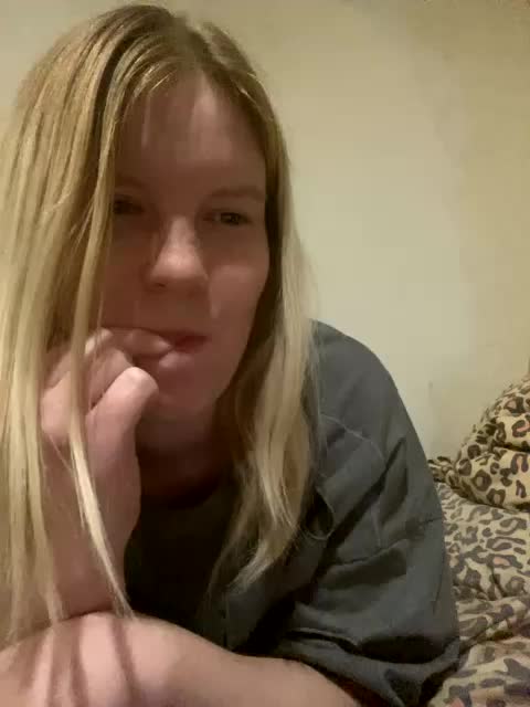 Amelia2004 Live Sex April 29, 2026