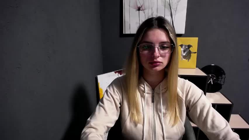 olivia_vi Live Sex April 29, 2026