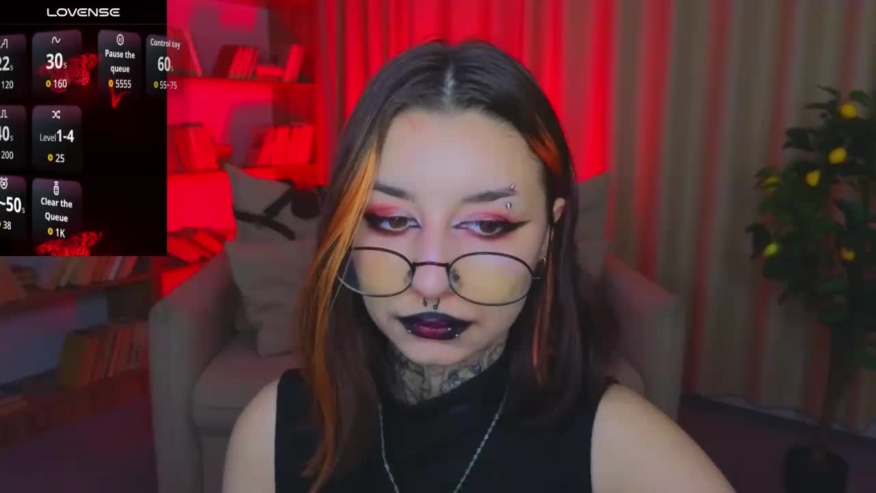 MistressMarcelline Live Sex April 29, 2026