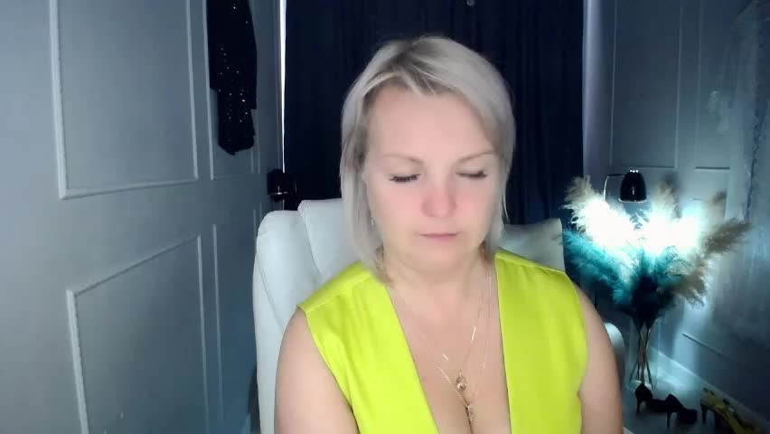 emmmam Live Sex April 30, 2026