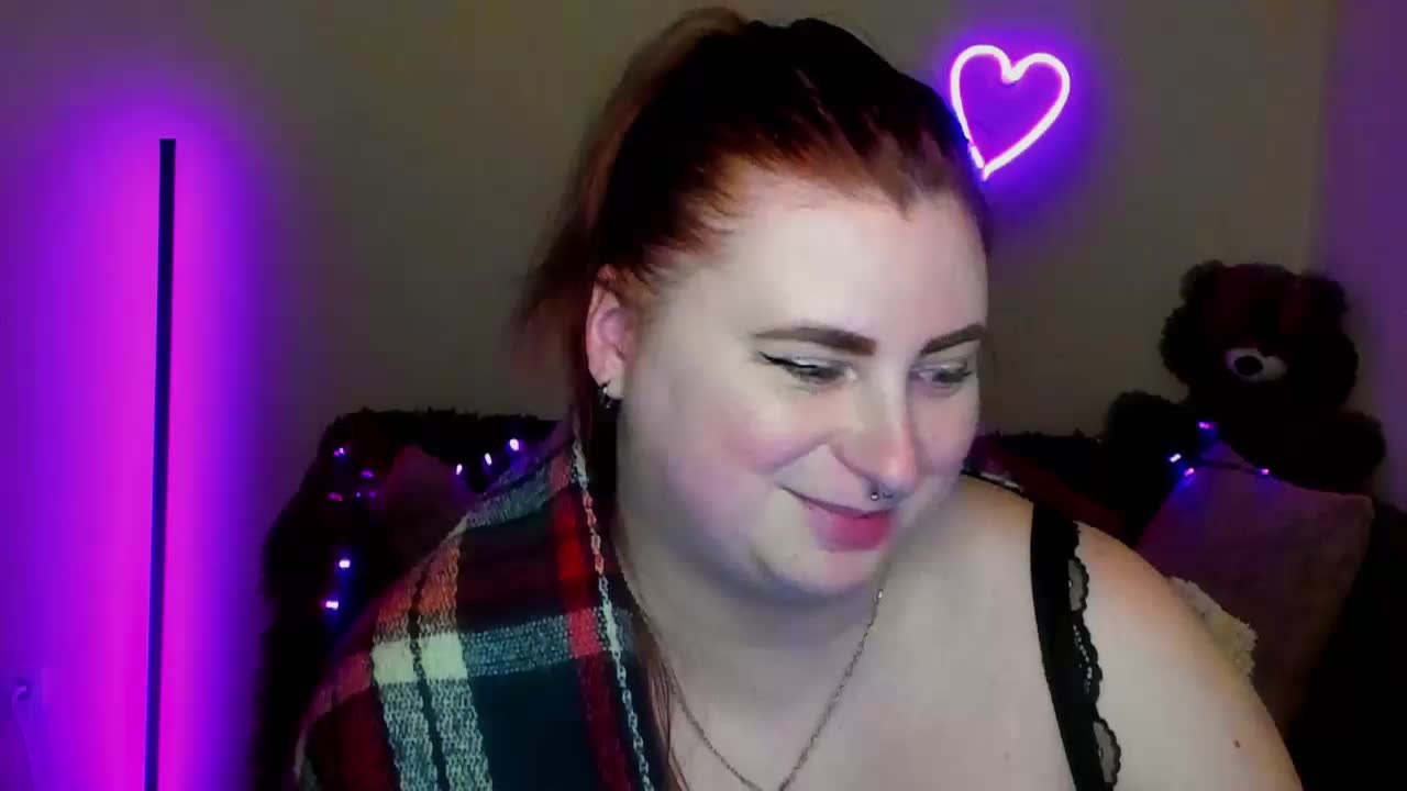 Aliciaredluv Live Sex April 30, 2026