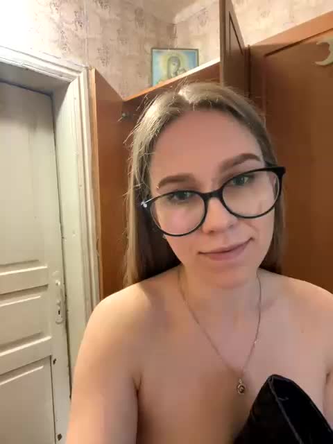 Milana22a Live Sex April 30, 2026
