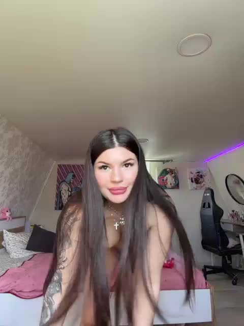 -MaybeBaby- Live Sex April 30, 2026