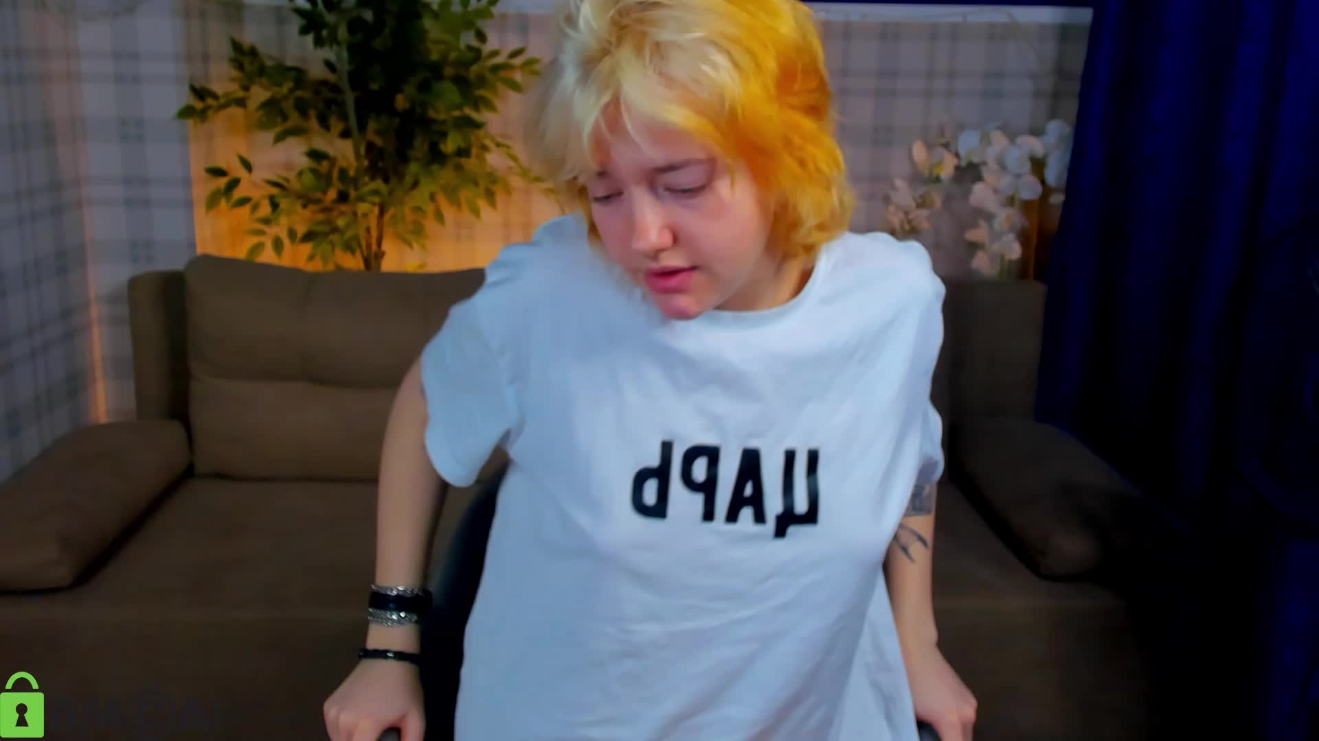 LunaaBee Live Sex April 30, 2026