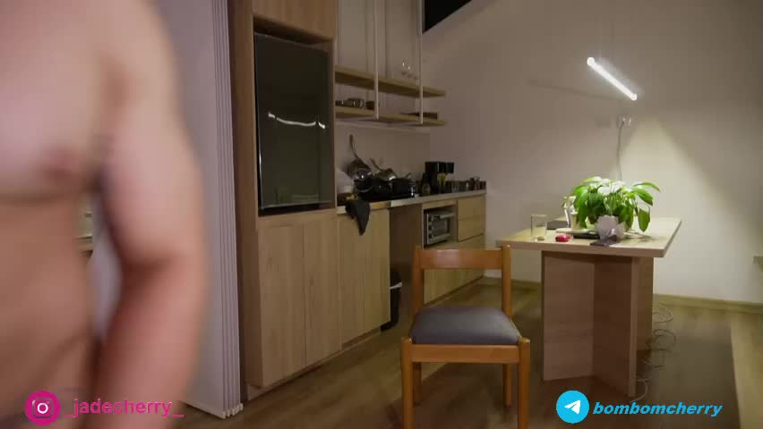 bombom_cherry Live Sex April 30, 2026