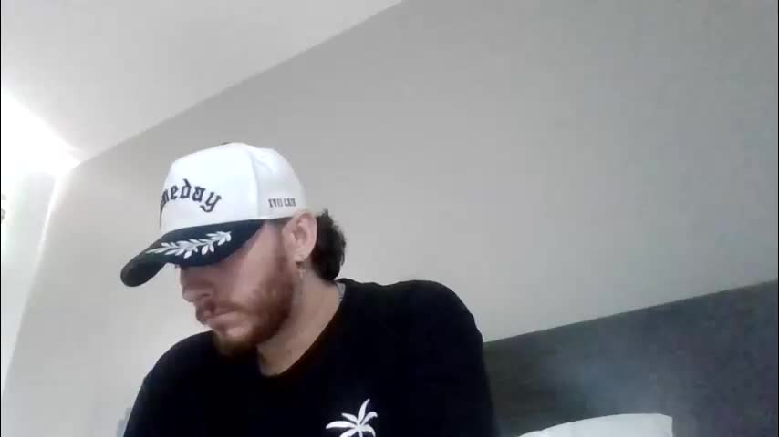 cloudyydayzz Live Sex April 30, 2026