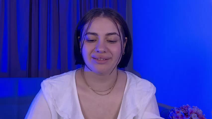 adrianatores Live Sex April 30, 2026