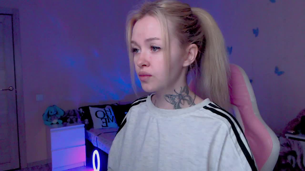 NaughtyMable Live Sex May 1, 2026