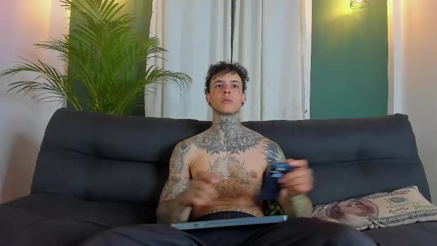 aron_ford Live Sex May 1, 2026