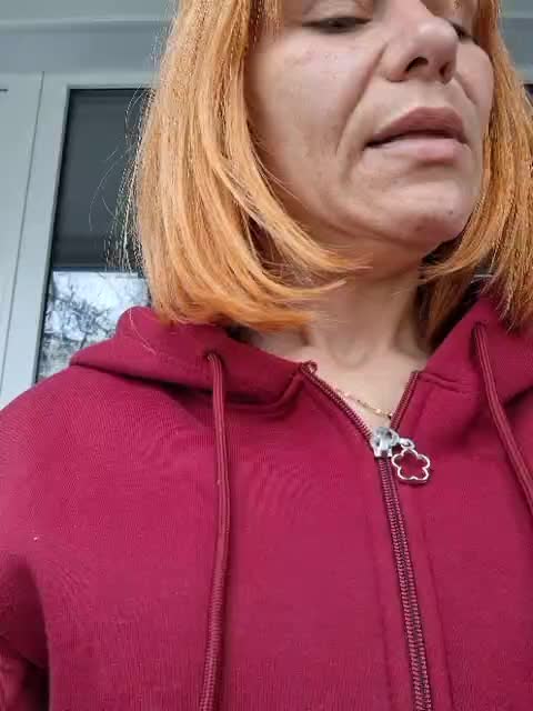 Krisred Live Sex May 1, 2026