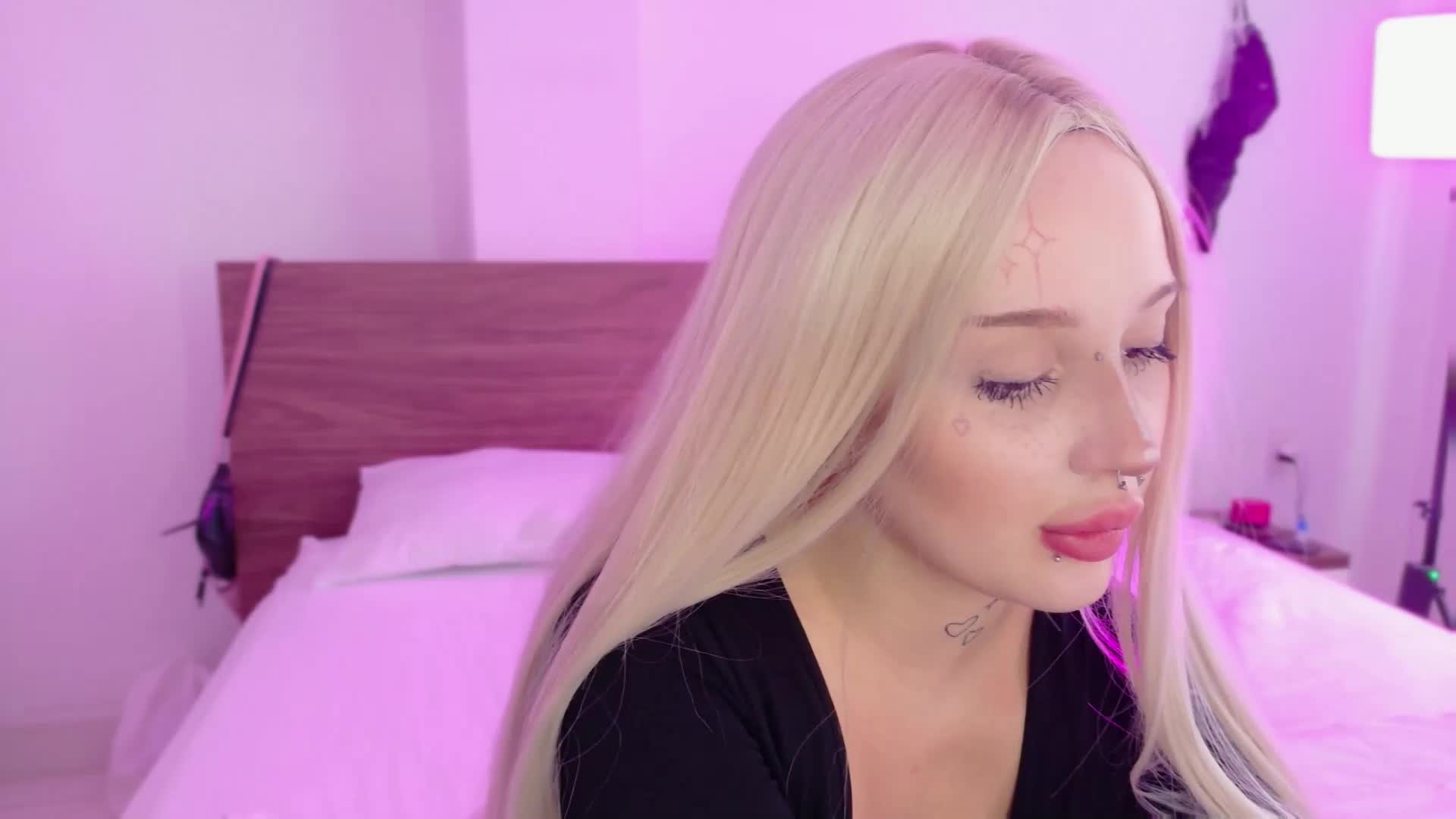 lolykari Live Sex May 1, 2026