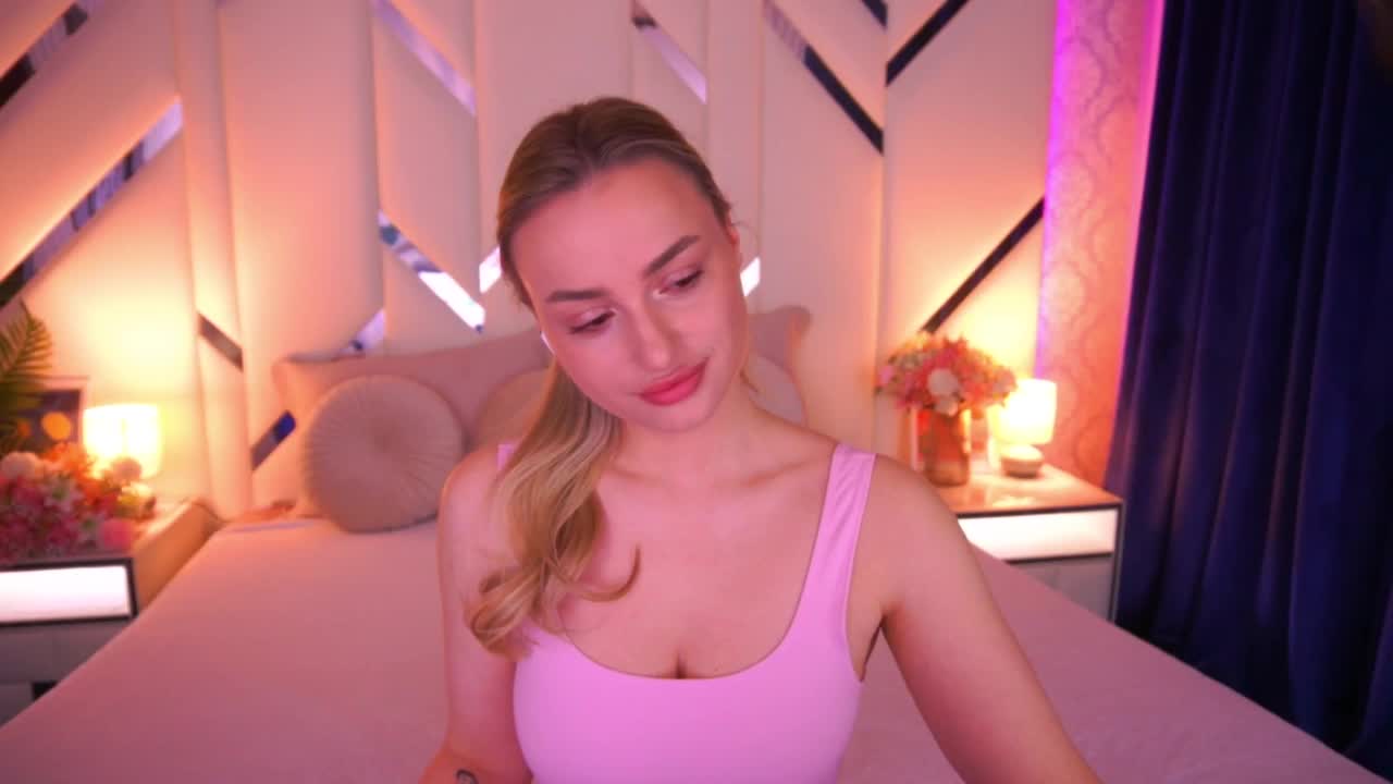 FloraGreys Live Sex May 1, 2026