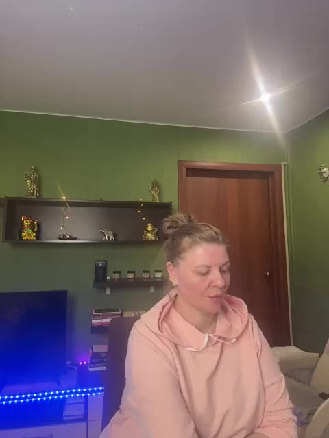 Veronika_Gold Live Sex May 1, 2026