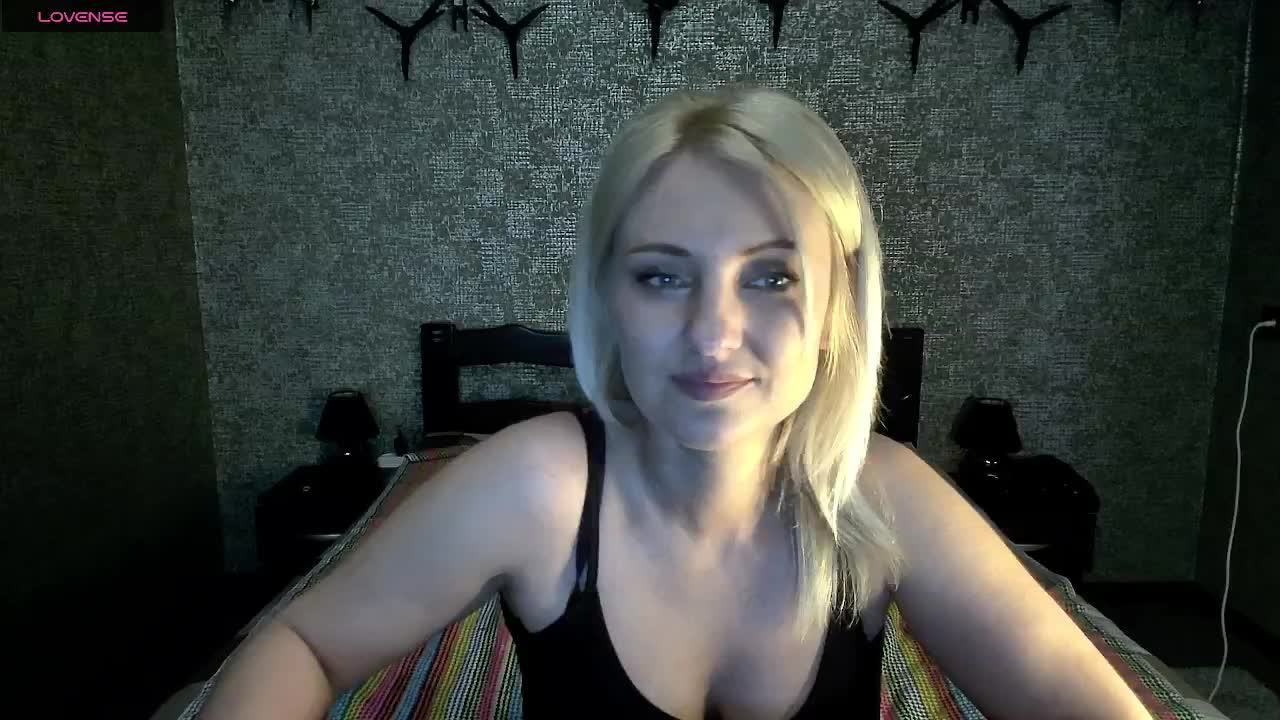 AnnaDeVille Live Sex May 2, 2026