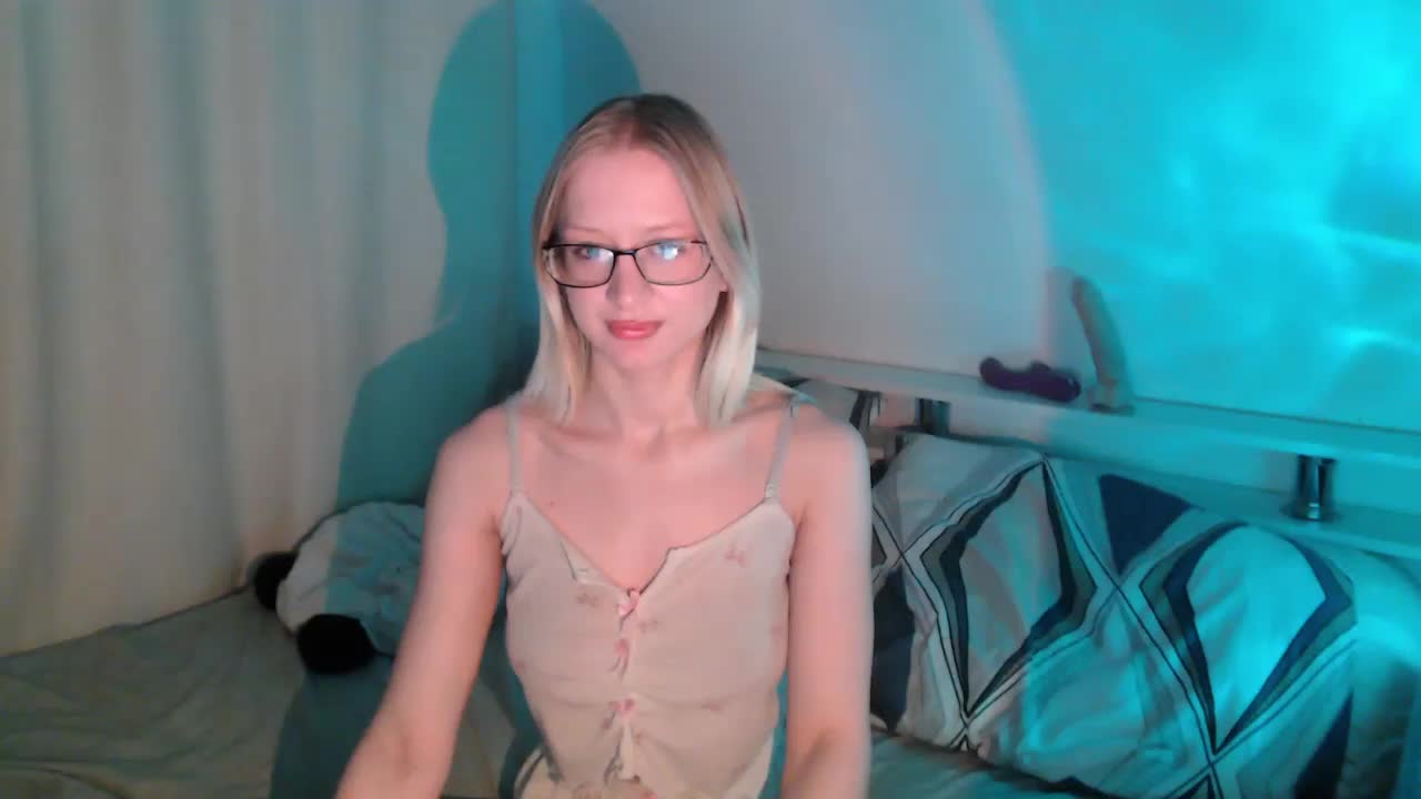ChloeElegia Live Sex May 2, 2026
