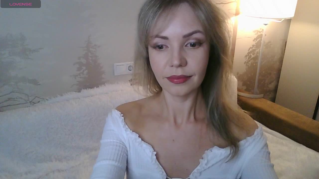 Red_Rose_98 Live Sex May 3, 2026