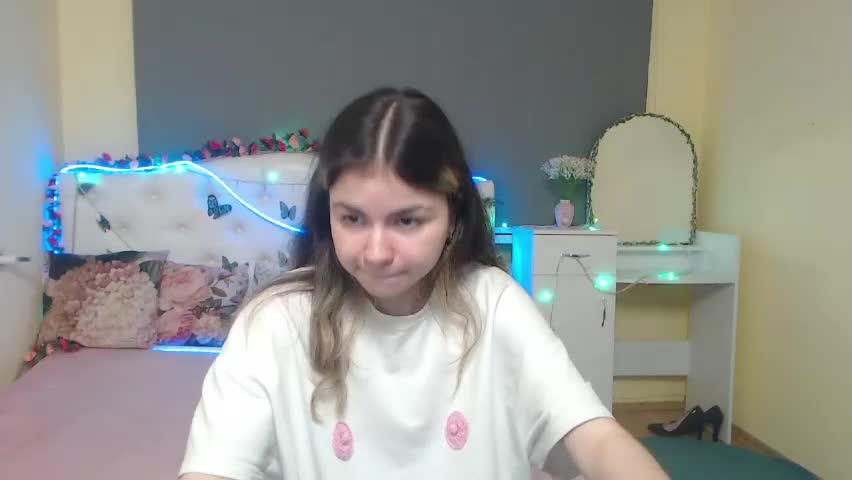 rrtinaredly Live Sex May 3, 2026