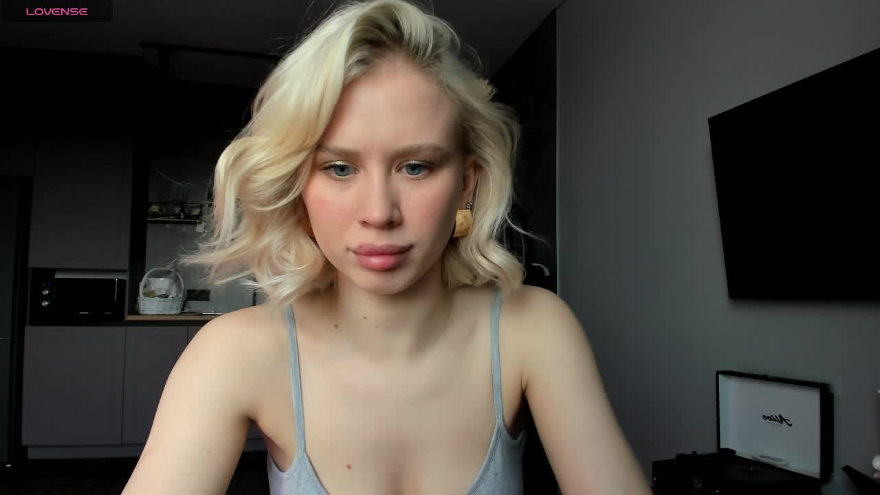 Sunlovv Live Sex May 3, 2026