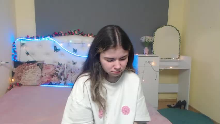 rrtinaredly Live Sex May 3, 2026