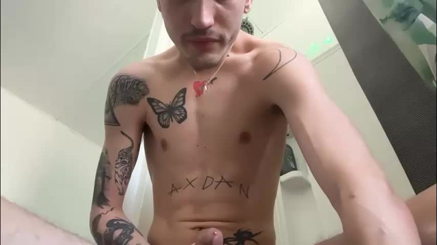 aazdaan Live Sex May 4, 2026
