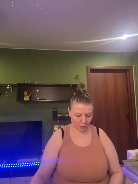 Veronika_Gold Live Sex May 4, 2026
