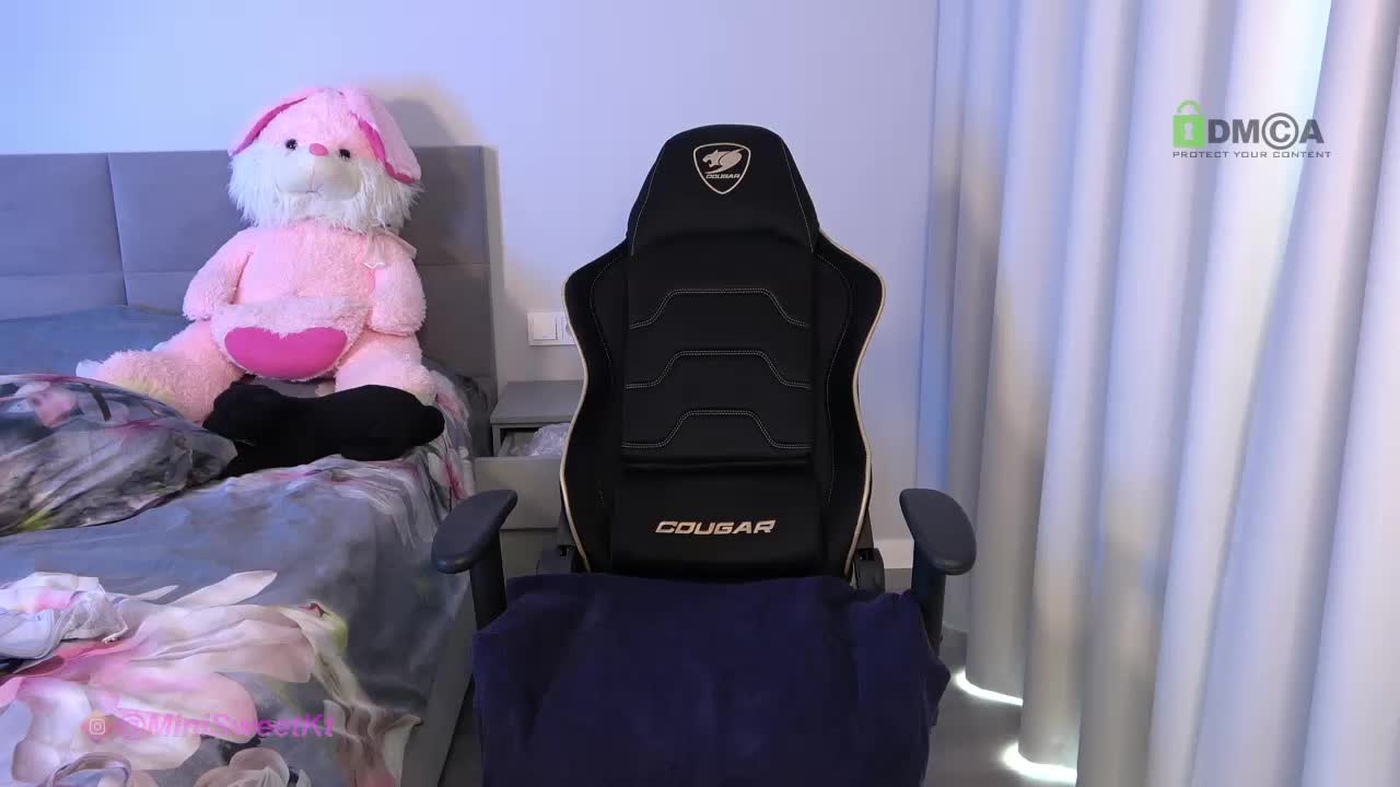 MiniSweetKt Live Sex May 4, 2026