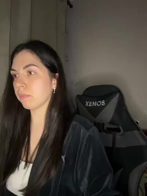 Vika19981 Live Sex May 4, 2026