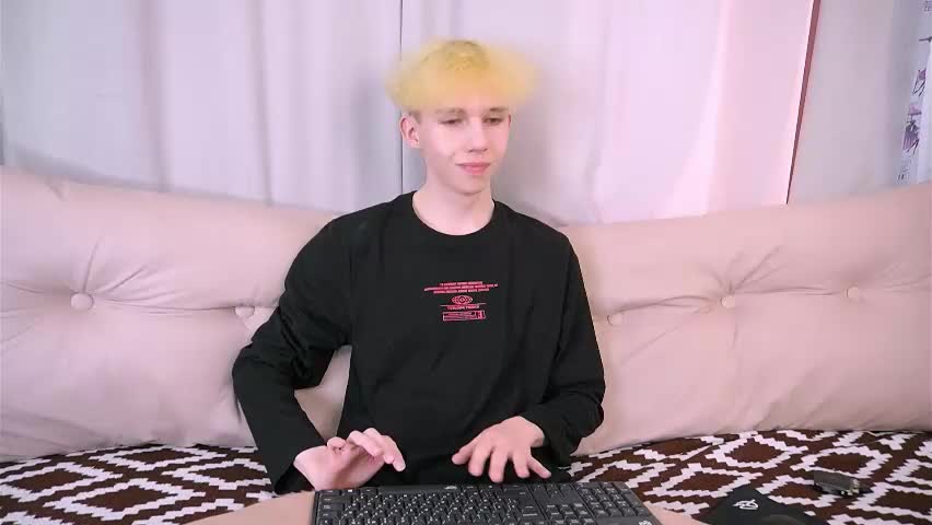 mark_brain Live Sex May 5, 2026