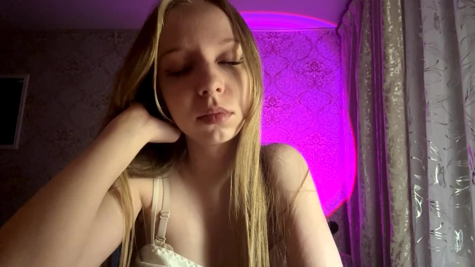 MercyDiamant Live Sex May 5, 2026