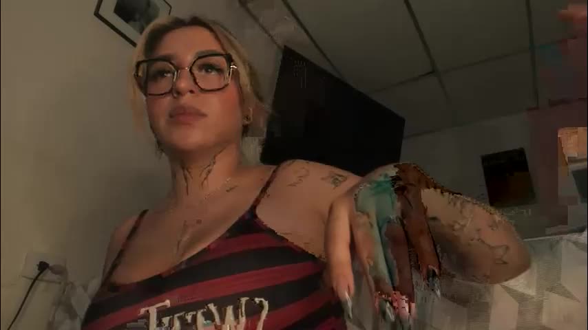 nazzz10 Live Sex May 6, 2026