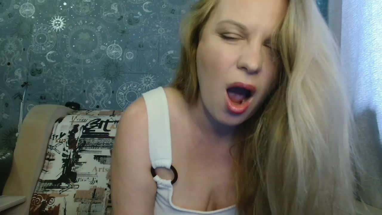 BlondeFox Live Sex May 6, 2026