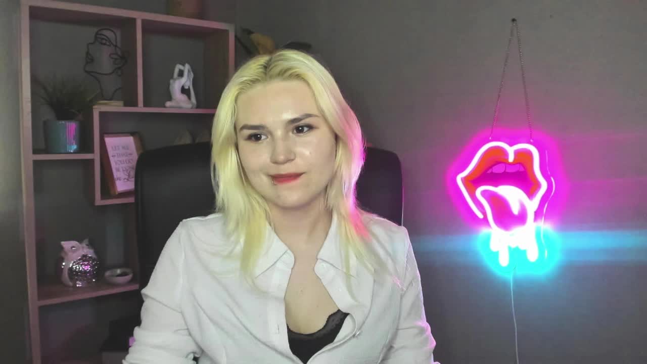SweetLilyxo Live Sex May 6, 2026