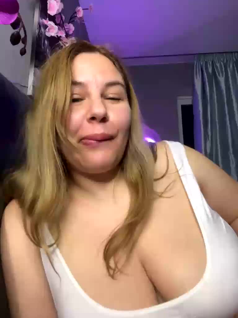 AvaQueen Live Sex May 7, 2026
