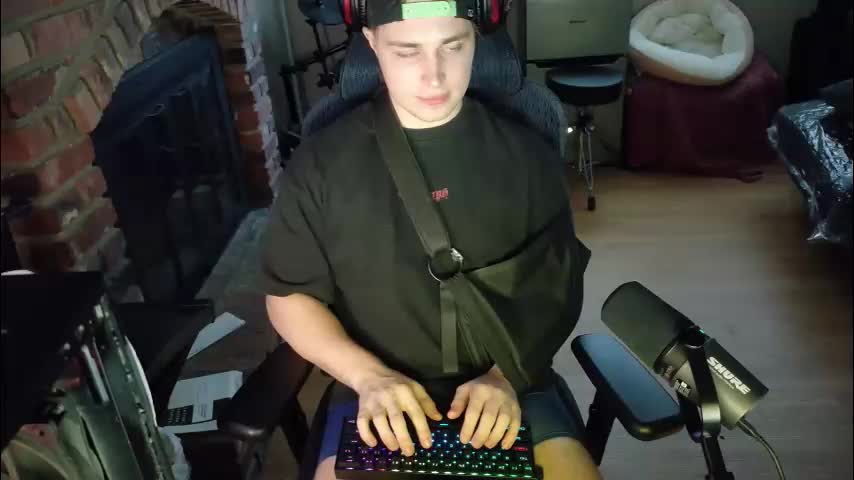 bubblebuttbdn Live Sex May 7, 2026