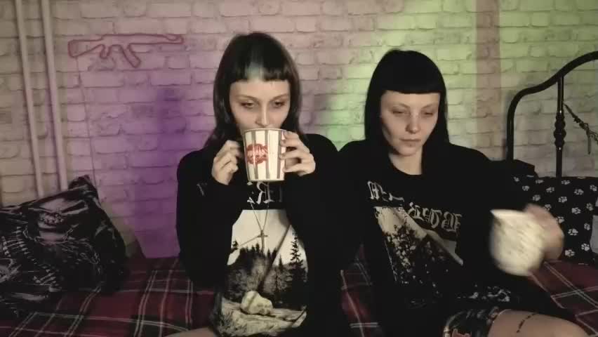 twins_terror Live Sex May 8, 2026