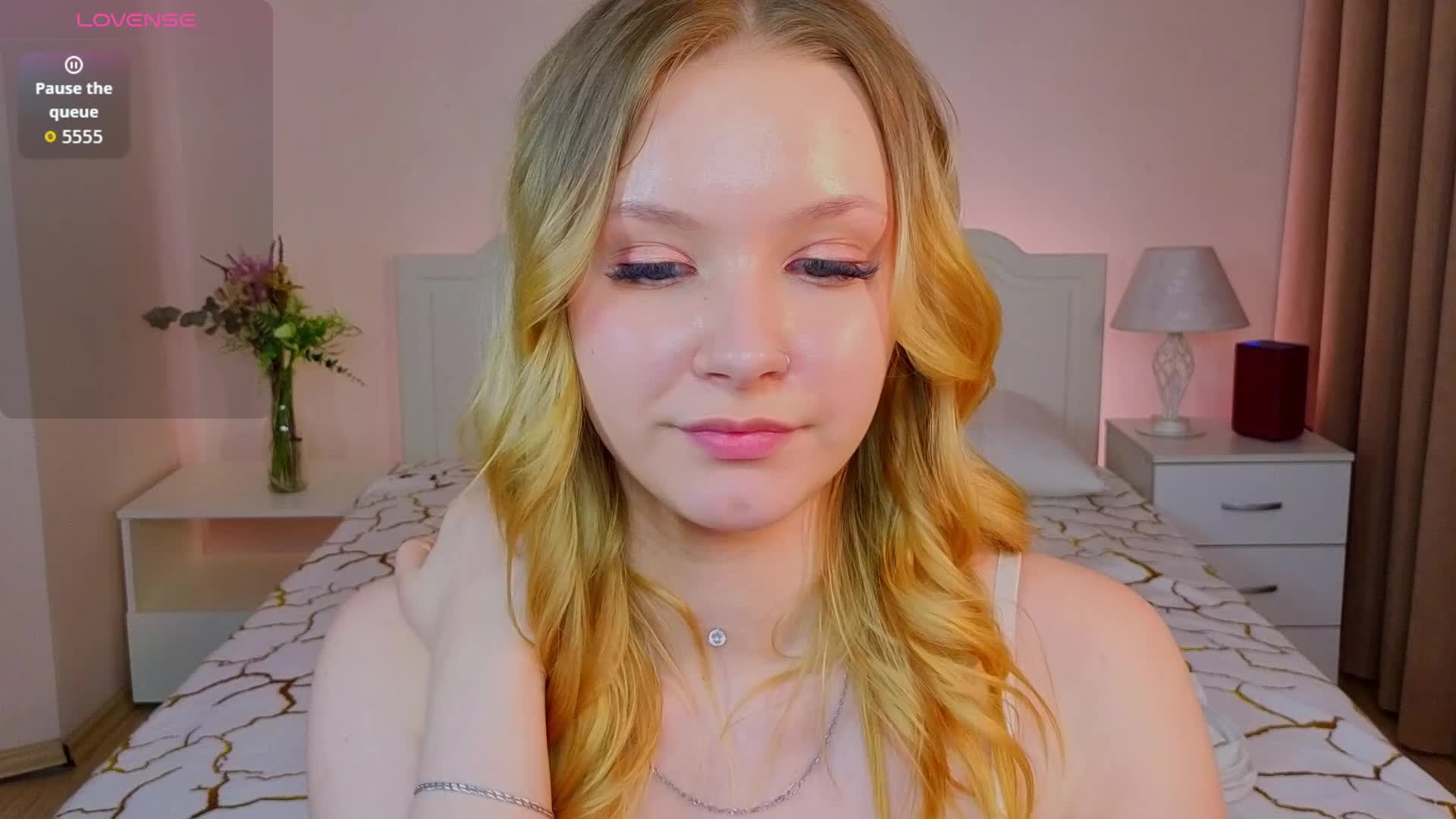 StaceyyJones Live Sex May 8, 2026
