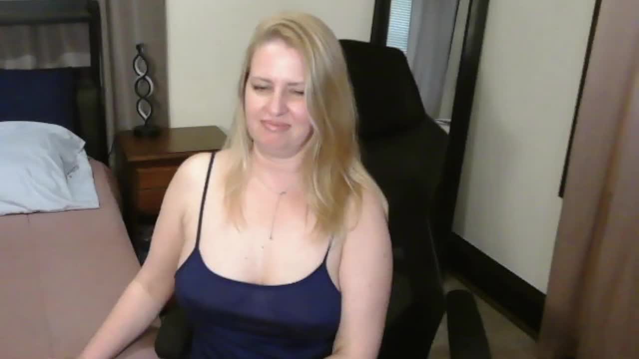 Holliekate Live Sex May 8, 2026