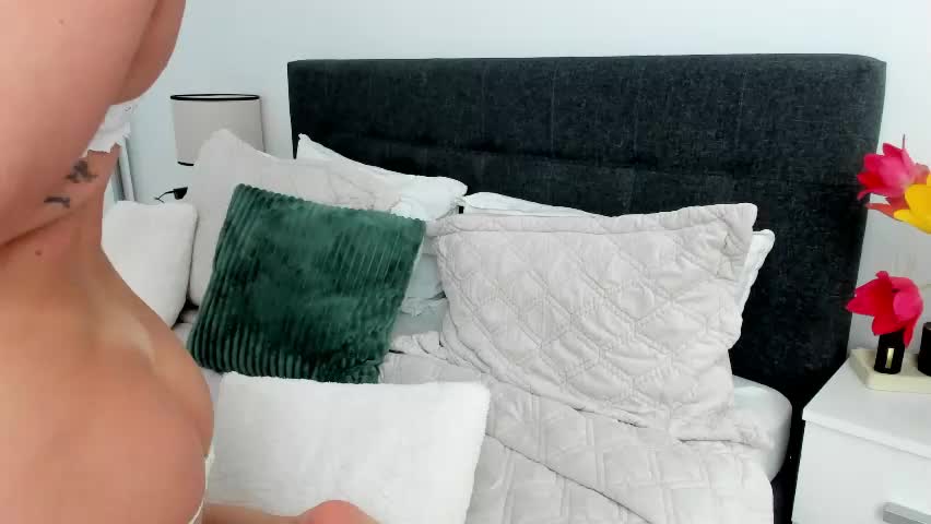 erikasweetie Live Sex May 8, 2026
