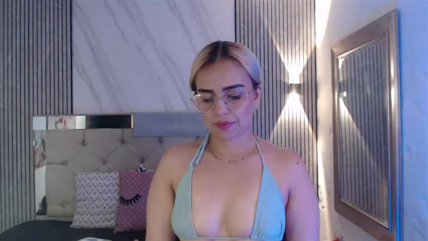 julieta__fox_ Live Sex May 8, 2026