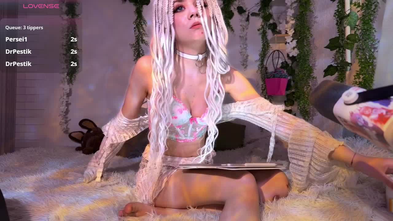Nightmare-Moon Live Sex May 8, 2026