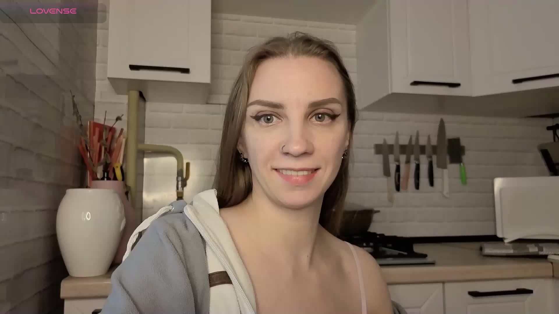 Fist-ashka Live Sex May 8, 2026