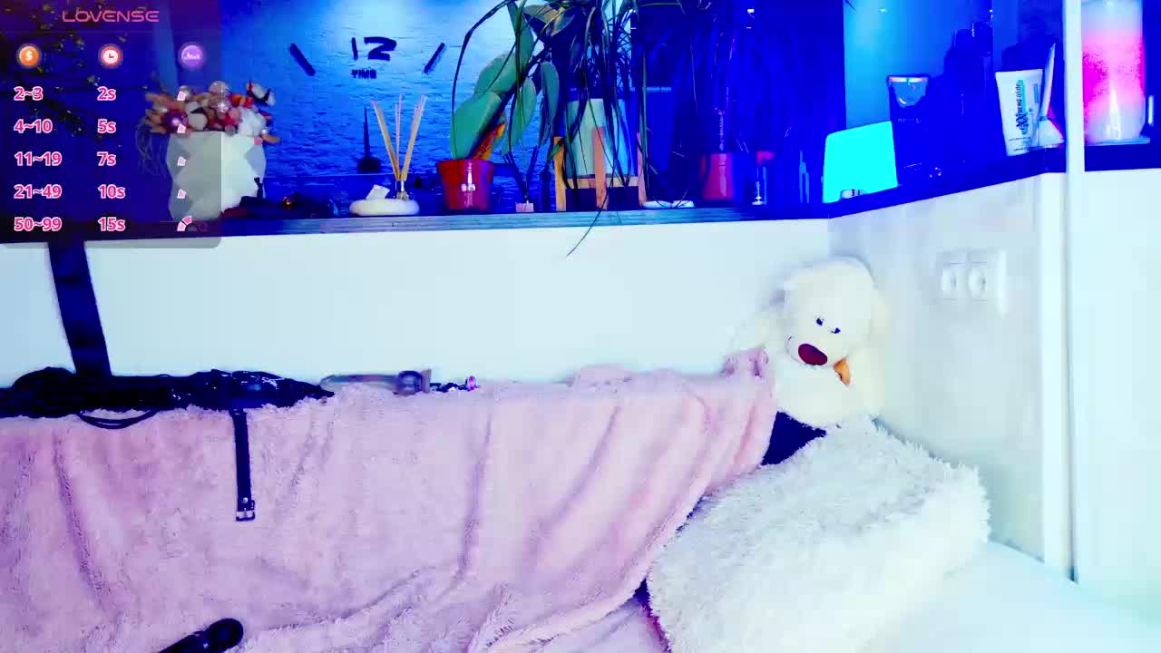 _JuliaSpace_ Live Sex May 8, 2026